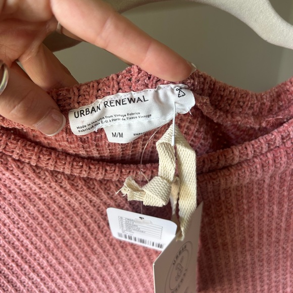 Women's Pink Long Sleeve Top - Picture 3 of 5